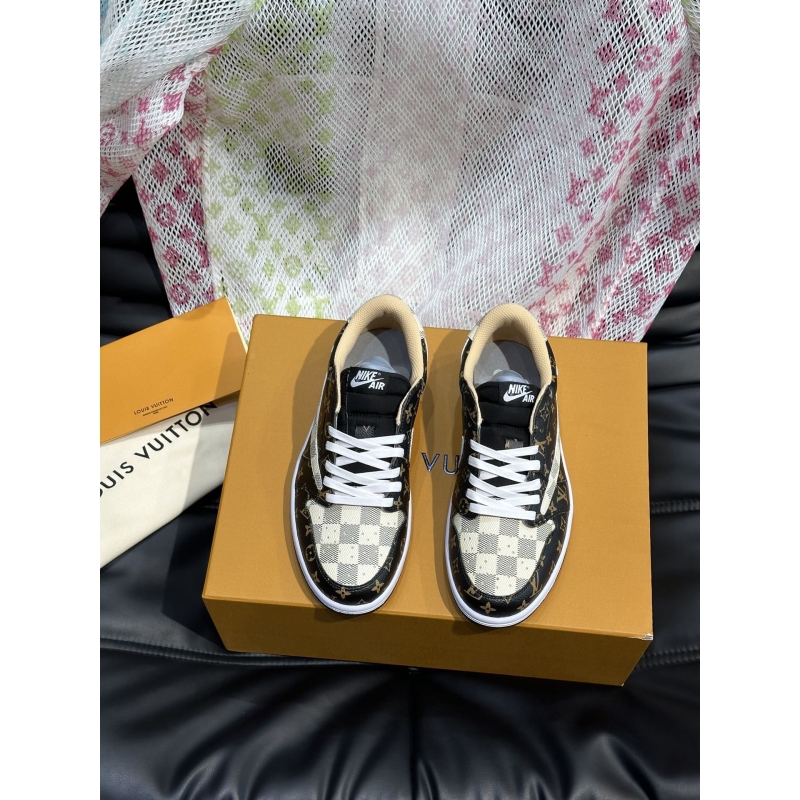 l**is V*t*n sneakers